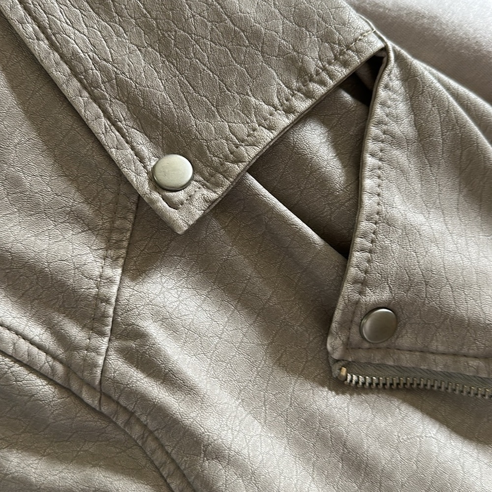Biker jacket - Picture 5 of 5